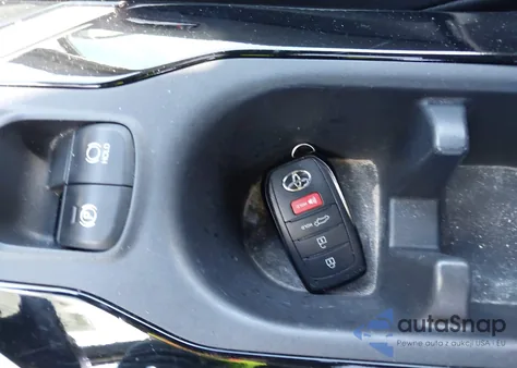 2023 Toyota Corolla Cross Hybrid Xse из США, поврежденный, VIN 7MUFBABG5PV003445